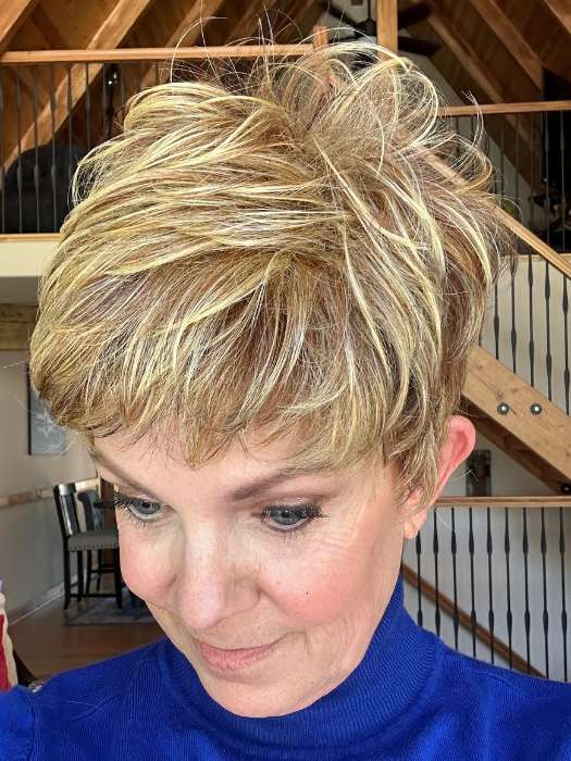 Raquel Welch Straight Chic | Synthetic Lace Front Wig (Mono Crown)